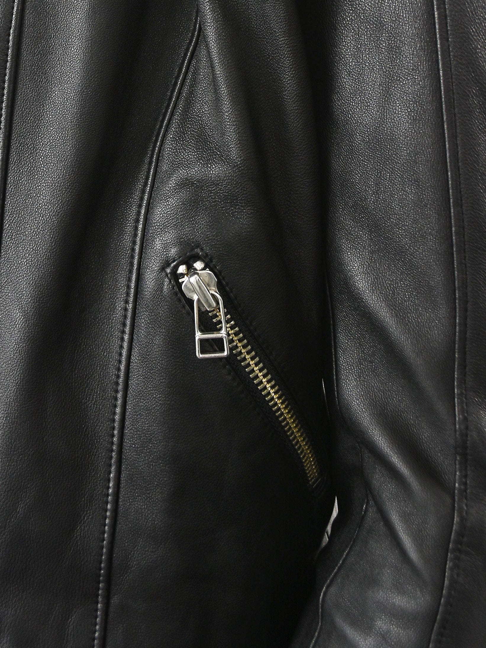 Theory SOFT LEATHER ZIP UP JKT ブラック　P COS Zip-Up Leather Jacket | endource