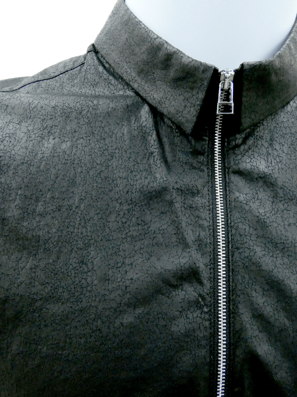 Black Sleeveless Fitted Shirt